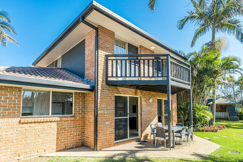 Bayside Court Apartments - eAccommodation 4