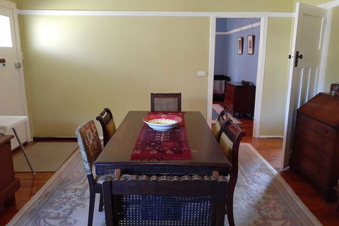 Arcadia Cottage - eAccommodation 4