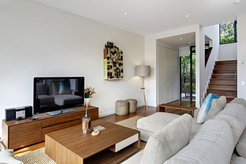 A PERFECT STAY - Ocean View At Kiah - eAccommodation 7