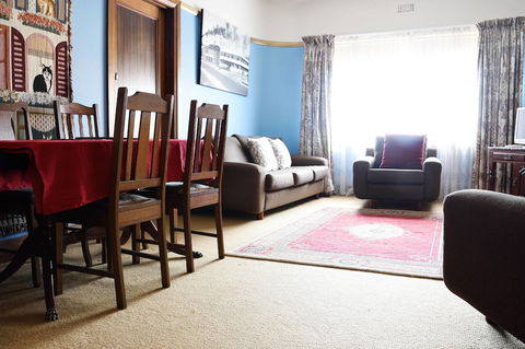 Apartments Downtown - eAccommodation 5