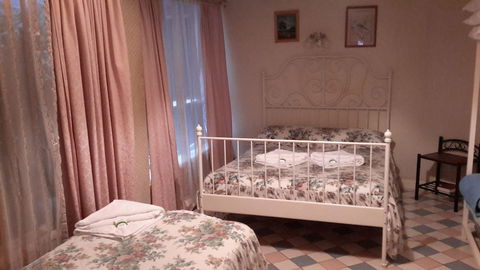 Annies Shandon Inn - eAccommodation 3