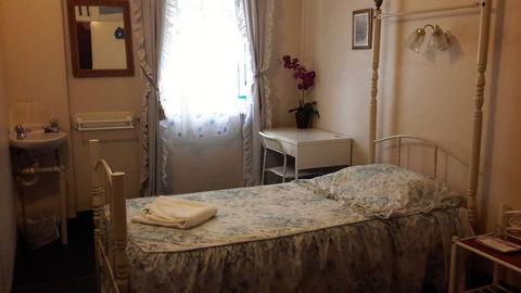 Annies Shandon Inn - eAccommodation 5