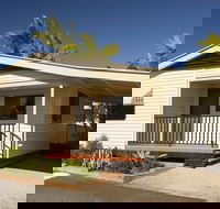 Brisbane Holiday Village - eAccommodation