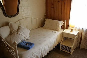 A Settler's Cottage - eAccommodation 3