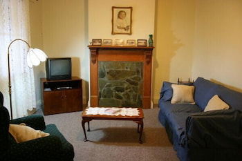 A Settler's Cottage - eAccommodation 2