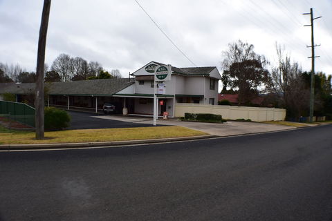 Acacia Motor Inn Armidale - eAccommodation 1