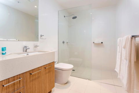 Astra Apartments Adelaide - eAccommodation 5
