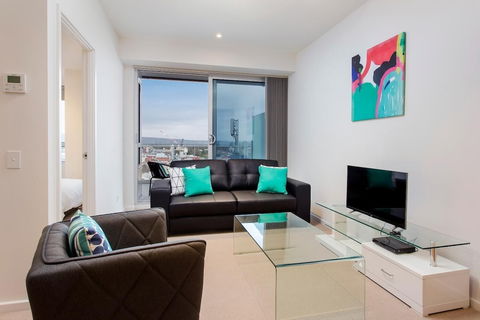 Astra Apartments Adelaide - eAccommodation 6