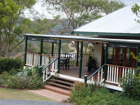 Amamoor Homestead B&B And Country Cottages - eAccommodation 1