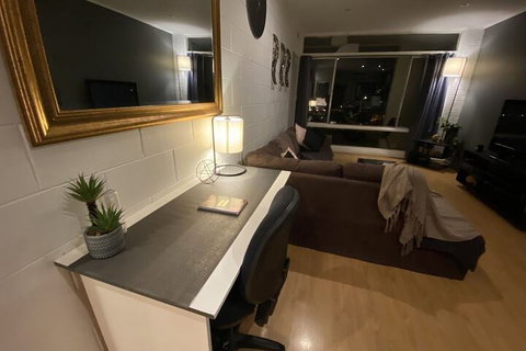Apartment On Tennyson - eAccommodation 5