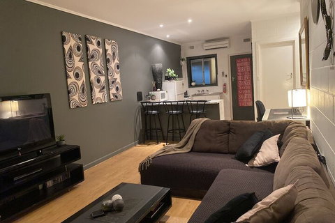 Apartment On Tennyson - eAccommodation 7