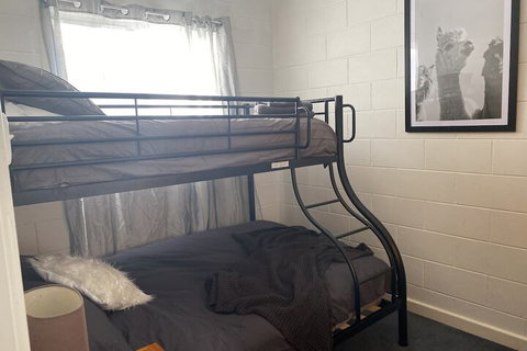 Apartment On Tennyson - eAccommodation 6