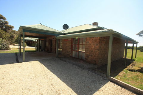 Apollo Bay Cottages - eAccommodation 1
