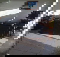 Christies No 1 Esplanade - eAccommodation