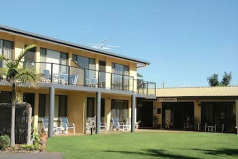 Admirals Lodge - eAccommodation 0