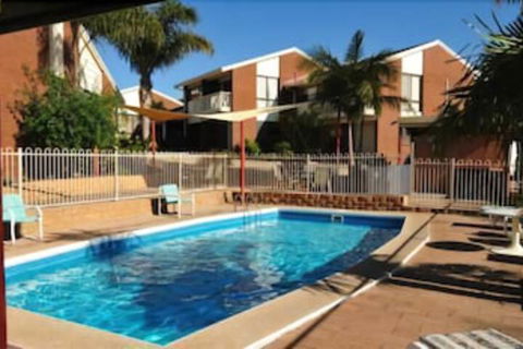 Anchorbell Holiday Apartments - eAccommodation 3