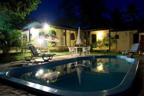 Emaroo Hotel Port Hughes - eAccommodation 2