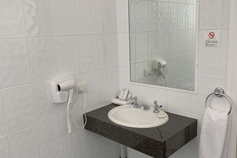 Ashton Motel - eAccommodation 7