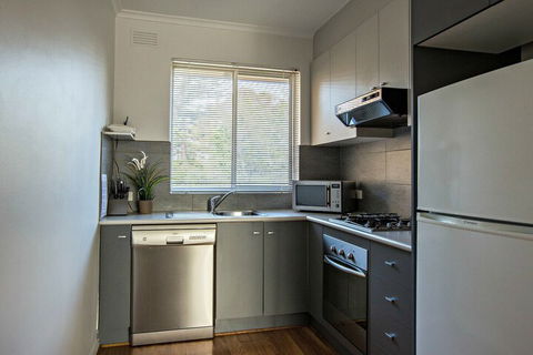 Adelaide DressCircle Apartments Childers Street - eAccommodation 7