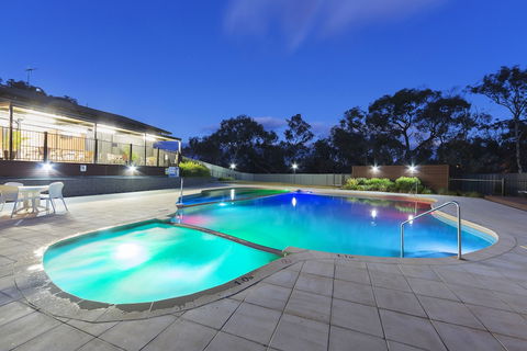 Alivio Tourist Park Canberra - eAccommodation 0