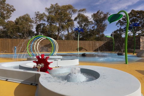 Alivio Tourist Park Canberra - eAccommodation 1