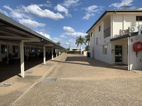 Silo Motor Inn - eAccommodation 0