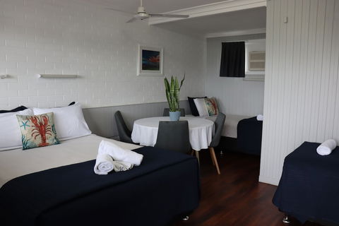 Almare Tourist Motel - eAccommodation 4