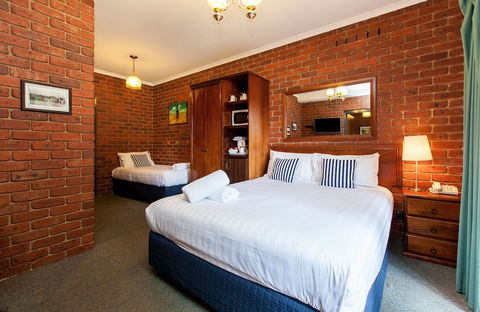Armour Motor Inn - eAccommodation 4