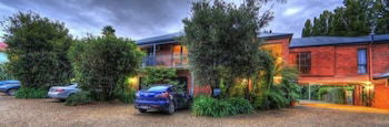 Armour Motor Inn - eAccommodation 0