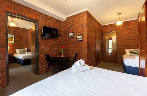 Armour Motor Inn - eAccommodation 5