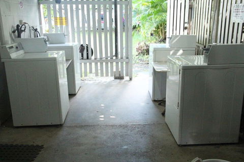 Asylum Cairns Hostel - eAccommodation 7