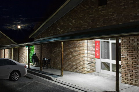 Farnham Court - eAccommodation 1