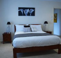 Cole House Apartments - eAccommodation