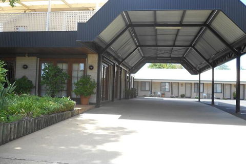 All Seasons Motor Lodge - eAccommodation 2