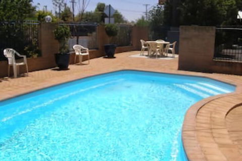 All Seasons Motor Lodge - eAccommodation 0