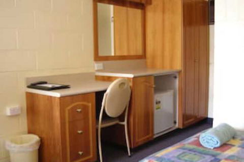 All Seasons Motor Lodge - eAccommodation 6