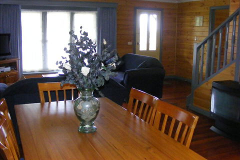 Sails Elegant Spacious Beach Villa - eAccommodation 6