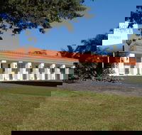 Moon River Motor Inn - eAccommodation