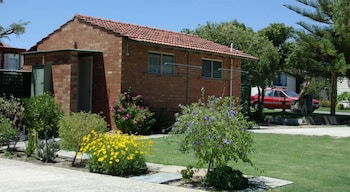 Acclaim Kingsway Tourist Park - eAccommodation 1