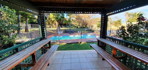 Acclaim Pine Grove Holiday Park - eAccommodation 3