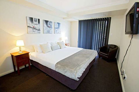 Astina Serviced Apartments - Central - eAccommodation 2