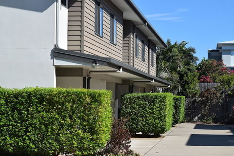 Gladstone Heights Executive Apartments - eAccommodation 4