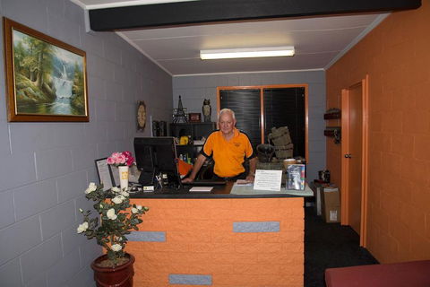 Artesian Motor Inn - eAccommodation 5