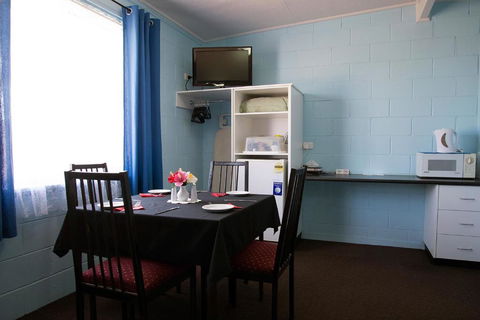 Artesian Motor Inn - eAccommodation 6