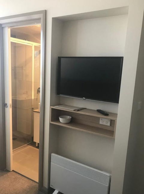 Smiggins Hotel - eAccommodation 6