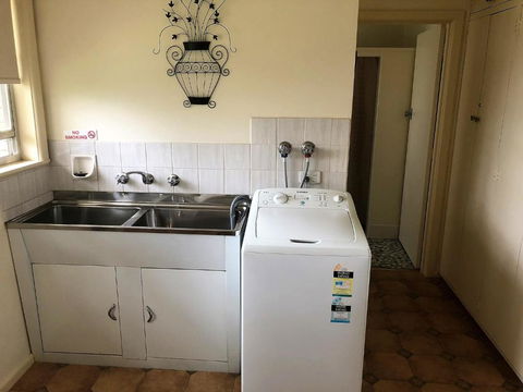 Admurraya House Bed & Breakfast - eAccommodation 2