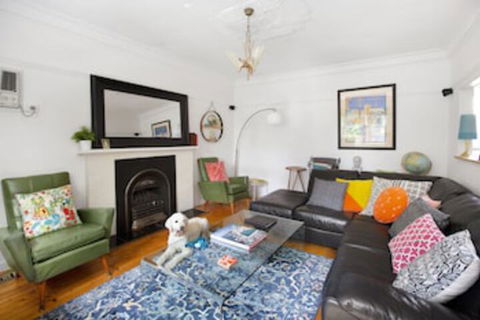 Sausalito - eAccommodation 0