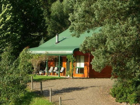 Aysgarth Cottage - eAccommodation 3