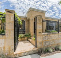 Ocean Keys Cottage - eAccommodation