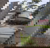 The Edgewater Bed  Breakfast - eAccommodation